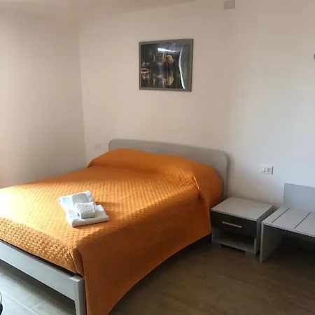 Frühstückspension La Casa Del Borgo 3*