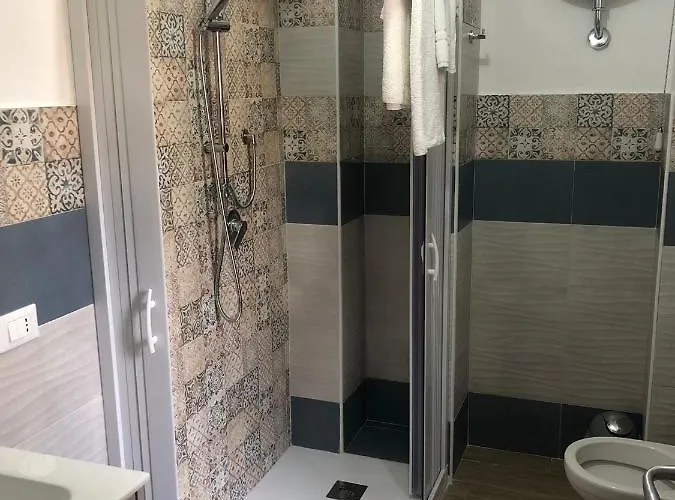 La Casa Del Borgo ベッド・アンド・ブレックファスト ペトラリーア・ソプラーナ